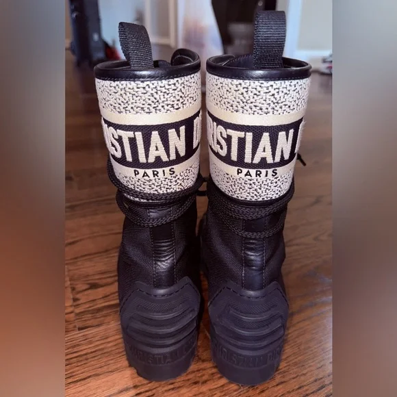 Dior Black and White D-Major Lace-Up Ankle Boot - Picture 7 of 7